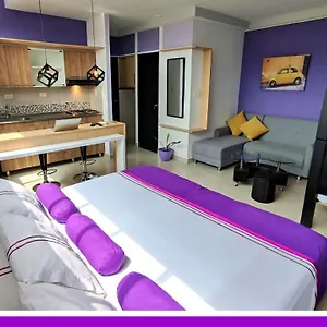 Econotel Colours ホテル カリ